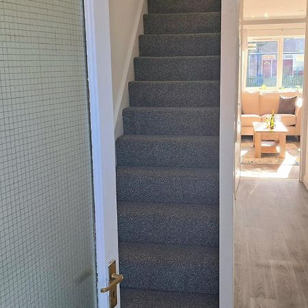 Cozy, Charming 3-Bedroom Home In Chester- Free Parking- Sleeps Up To 6 Exteriér fotografie