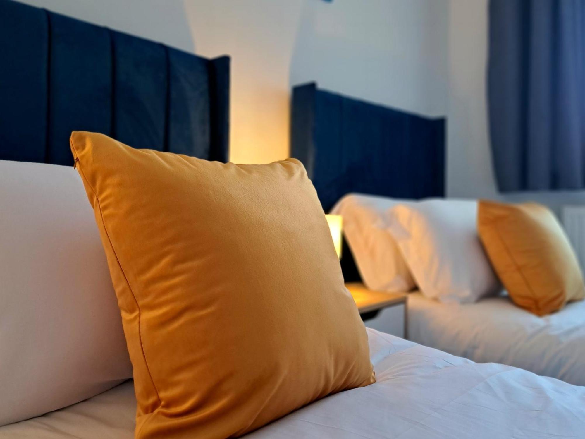 Cozy, Charming 3-Bedroom Home In Chester- Free Parking- Sleeps Up To 6 Exteriér fotografie